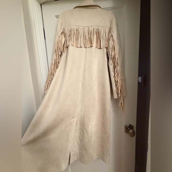 Skies Are Blue Cream Western Fringe Long Coat - Picture 1 of 12